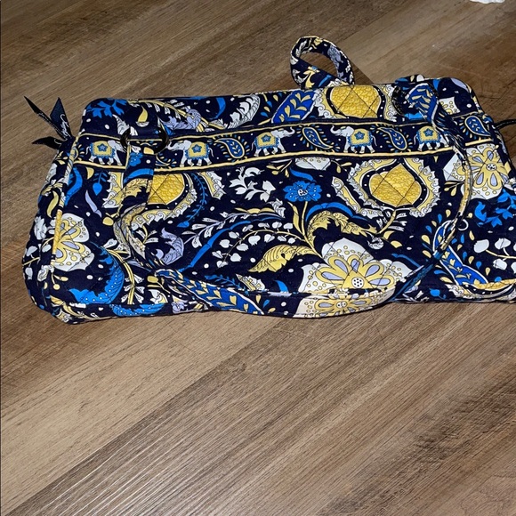 Vera Bradley Ellie Whitney Elephant Shoulder Bag 💙💛 - Picture 3 of 13